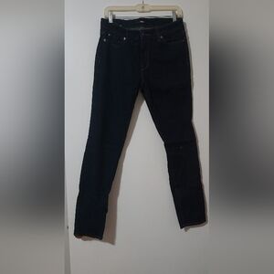 Dark Blue Skinny Jeans with Sleek Design